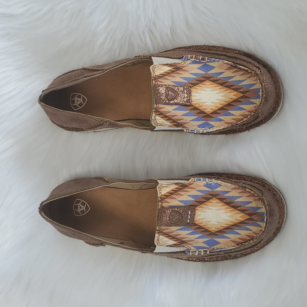 Women's Ariat Metallic Bronce/Aztec blanket Cruiser  Slip-Ons